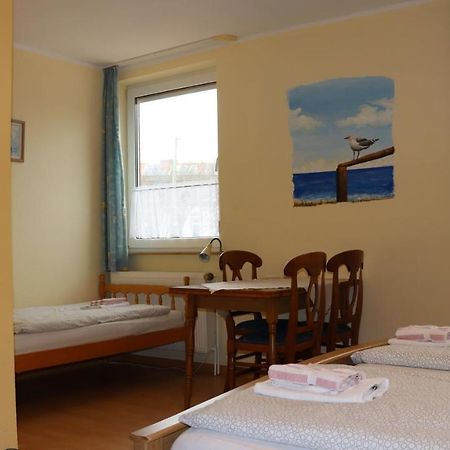 נויהרלינגרזיל Logia Hotel Garni מראה חיצוני תמונה